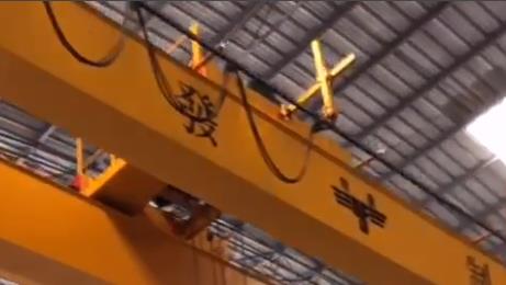 LH型雙梁橋式起重機作業(yè)視頻